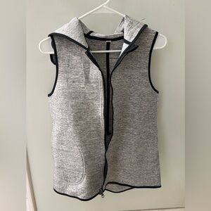 Lululemon Reversible Vest, Size 6